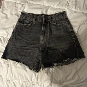 Urban Outfitters Black Jean Shorts - Size 25 - Like New
